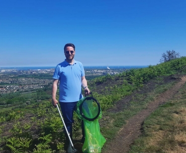 eston hills litter pick